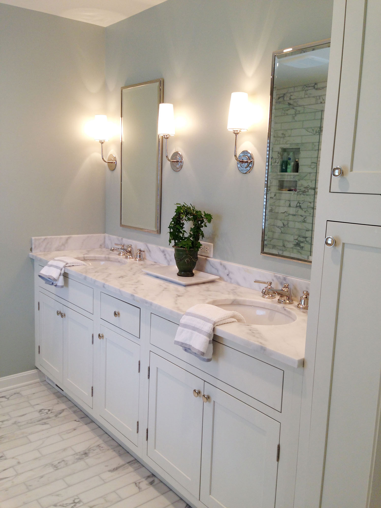 Bathroom Remodeling With Premium Quality Cabinets Cliqstudios in measurements 1500 X 2000