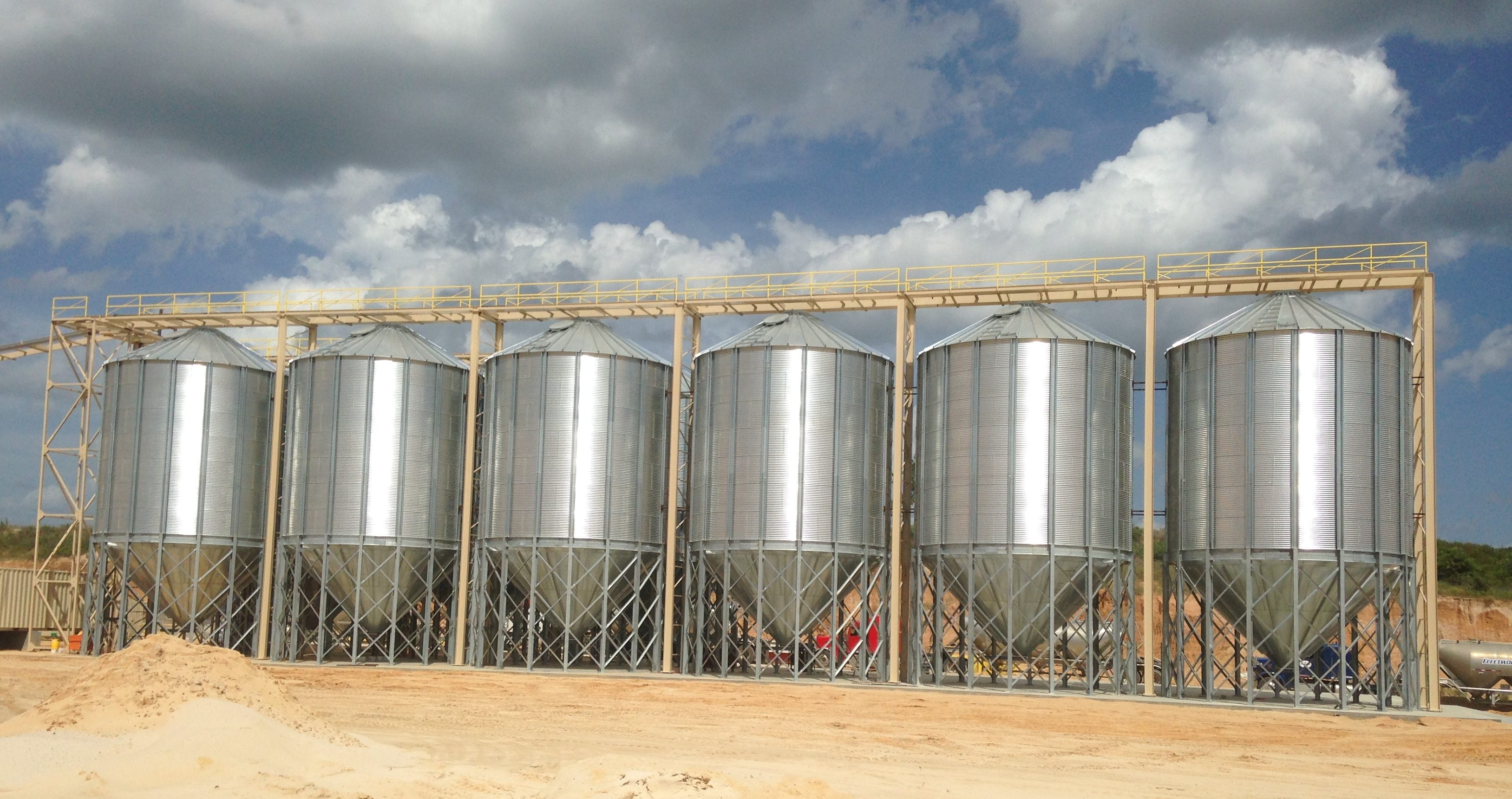 Frac Sand Bins Available Now Scafco Grain Systems regarding measurements 3255 X 1721