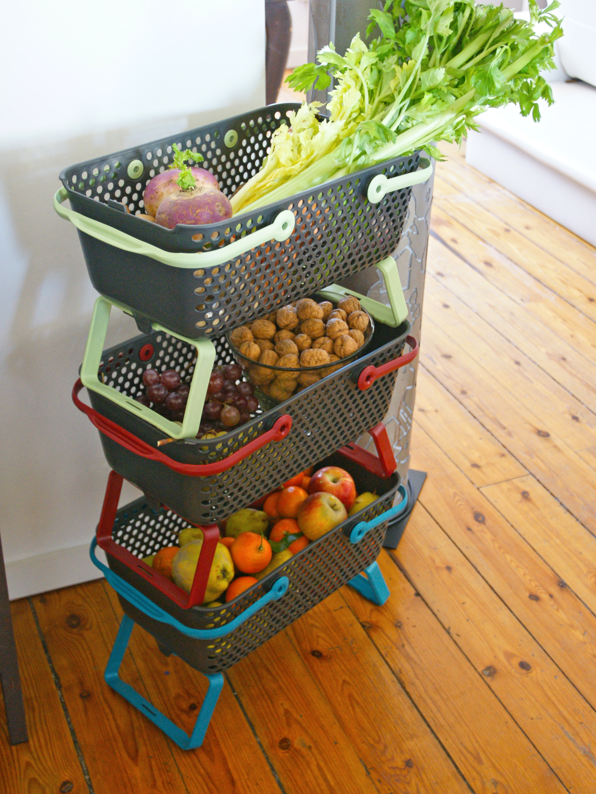 Harvest Baskets Free Shipping On 75 Orders Gardeners Supply inside proportions 2000 X 2666
