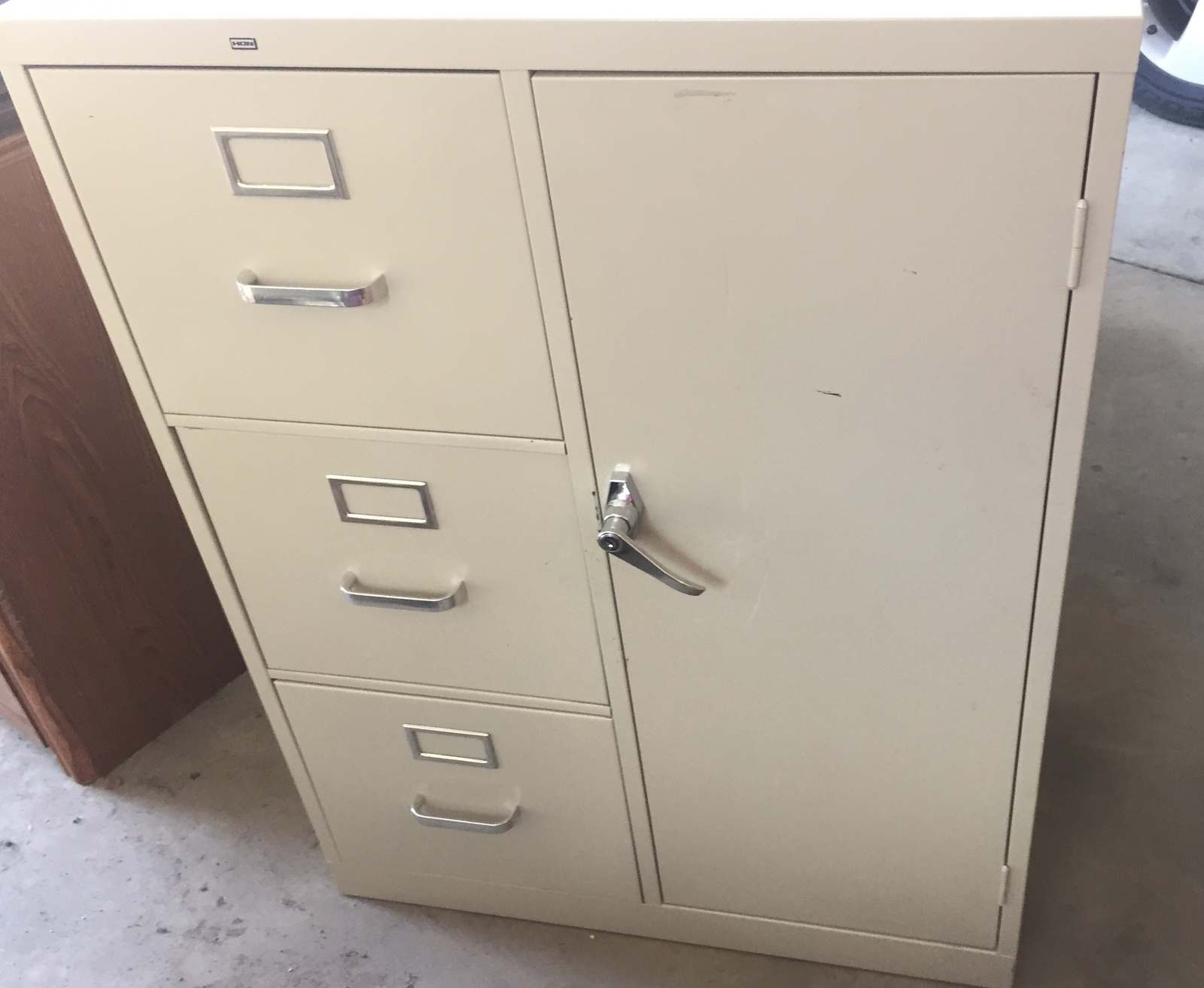 Hon Three Drawer File With Cabinet Good Condition Minot Nd intended for proportions 1600 X 1313
