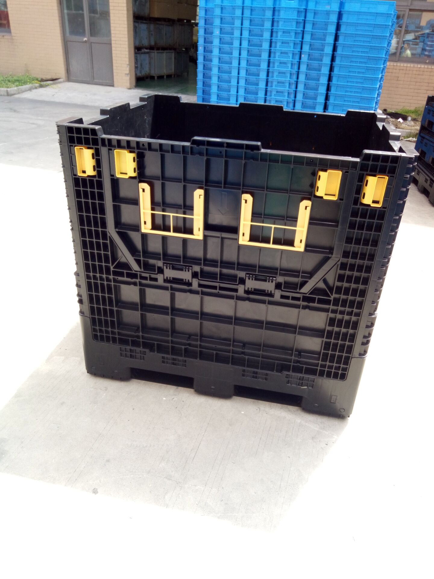 Pallet Storage Bins Foldable 1140 985 Plastic Containers Supplier with measurements 1440 X 1920