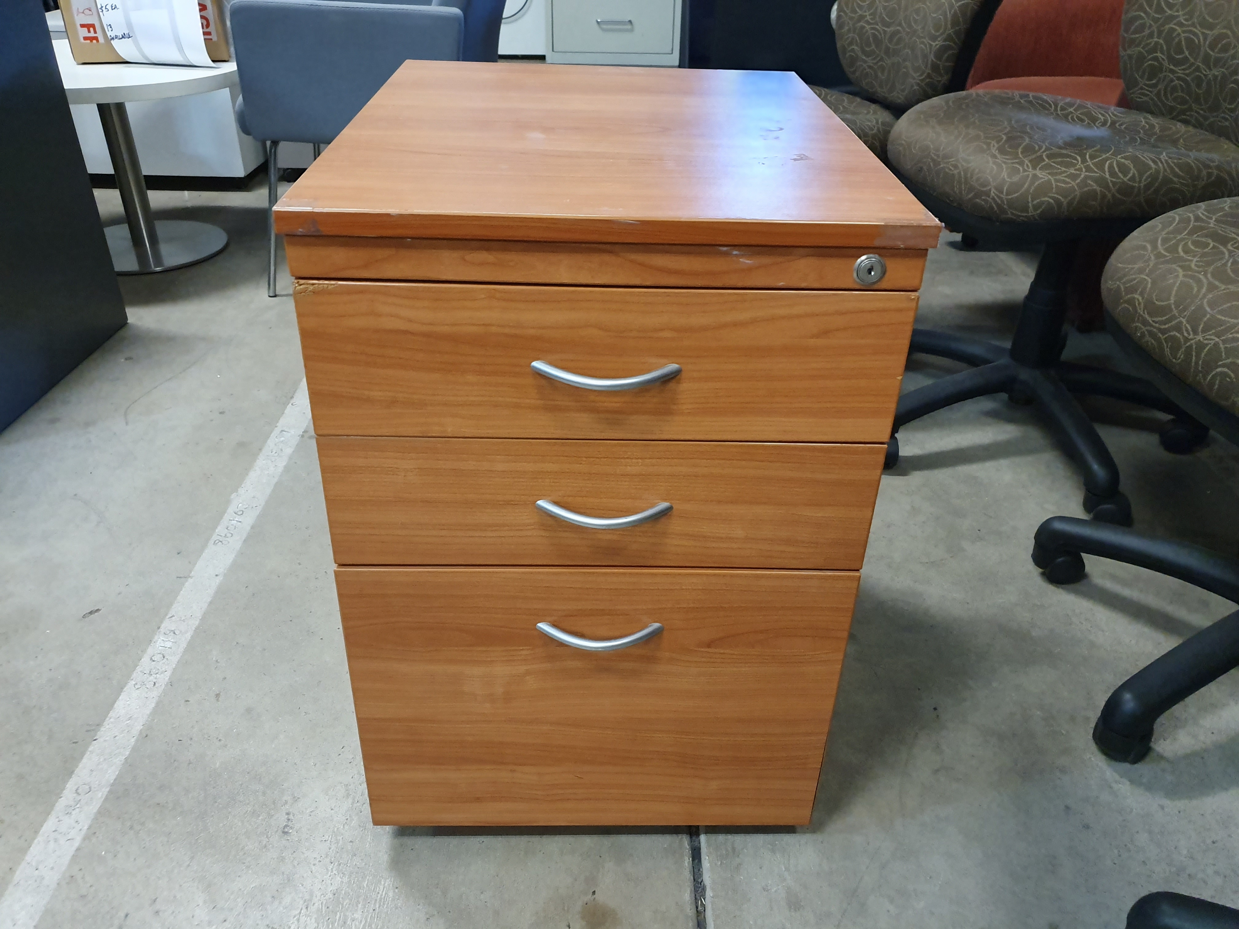 Secondhand Office Cabinets Mobile Pedestals Filing Cabinets with regard to dimensions 4032 X 3024