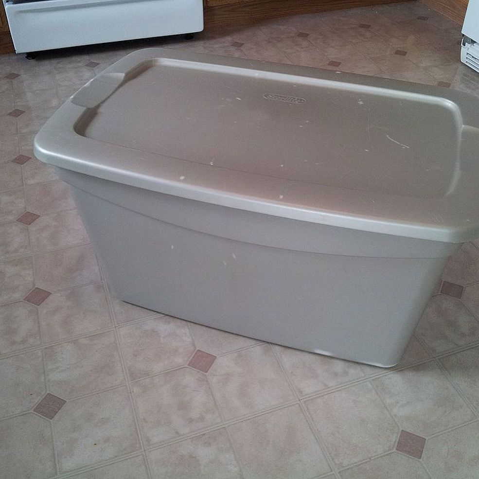 Storage Bin To Toy Box Makeover For The Home Diy Toy Box within size 985 X 985