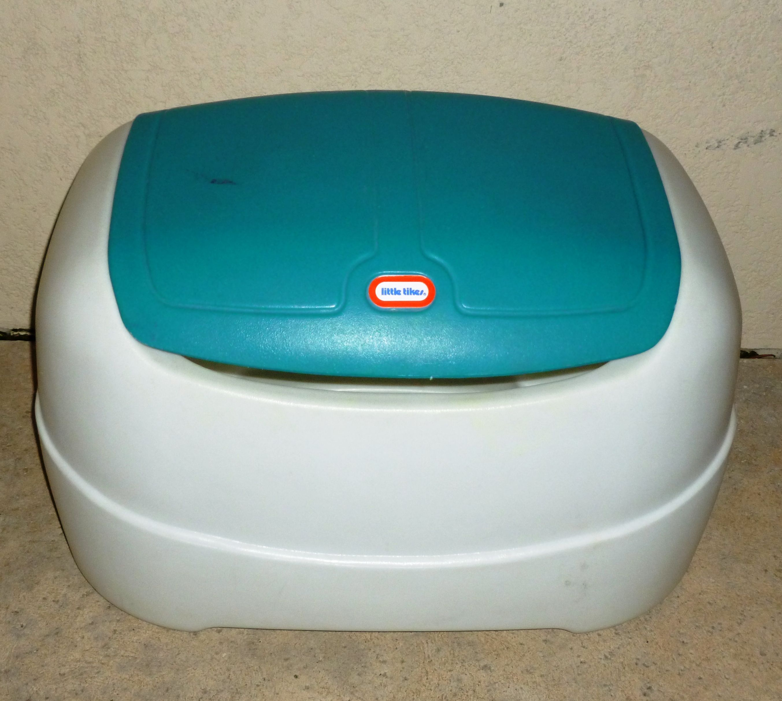 Vintage Little Tikes Whitegreen Large Toy Cheststorage Box pertaining to proportions 2706 X 2423