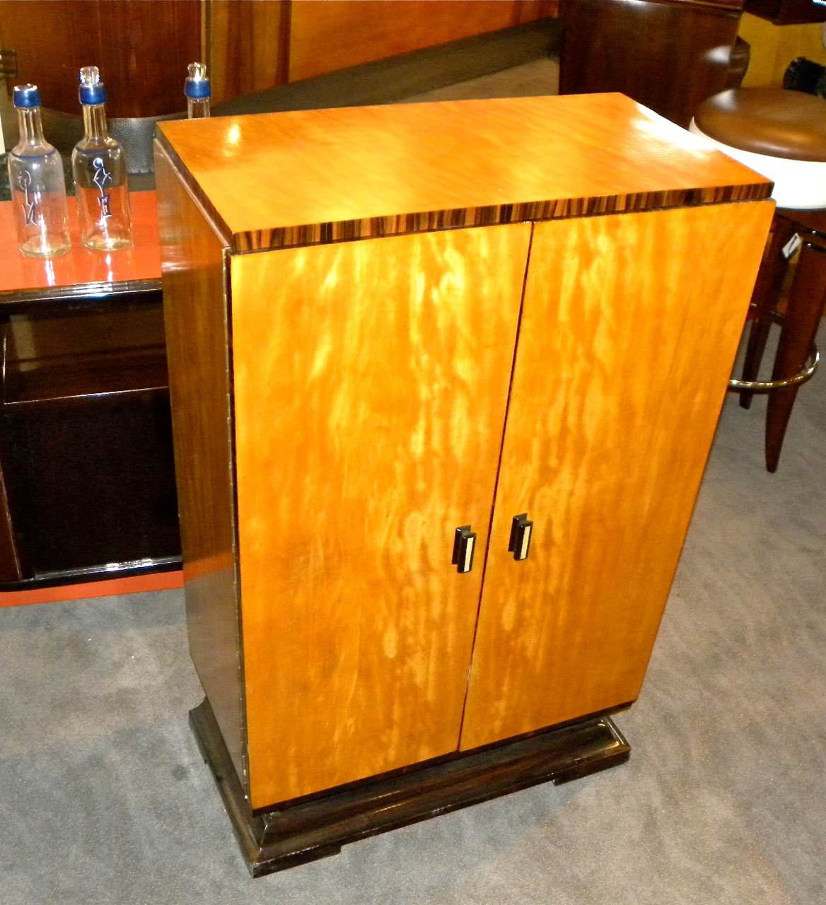 Art Deco Bar Cabinet Sold Items Bars Art Deco Collection intended for proportions 1168 X 1280