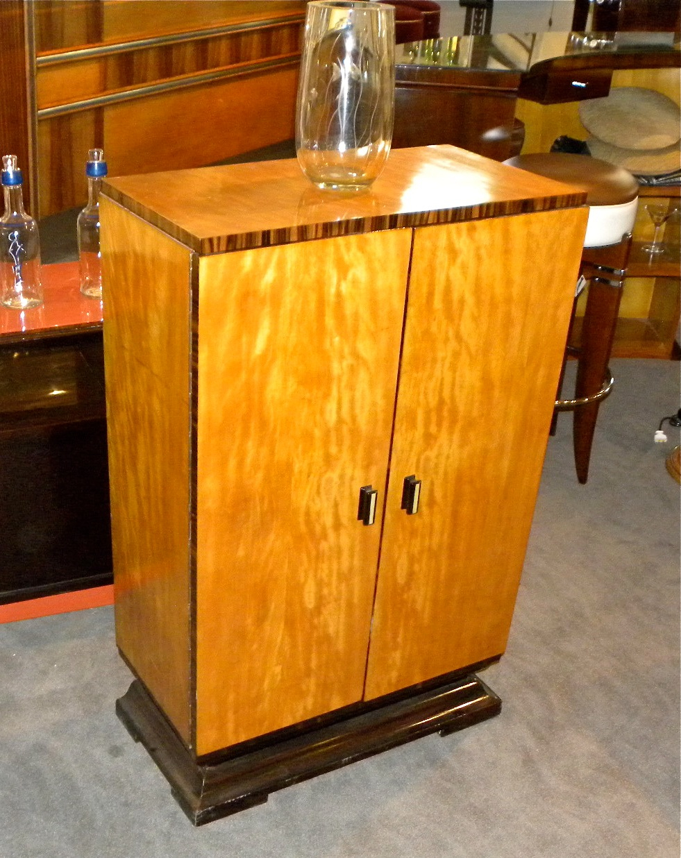 Art Deco Bar Cabinet Sold Items Bars Art Deco Collection regarding dimensions 981 X 1236