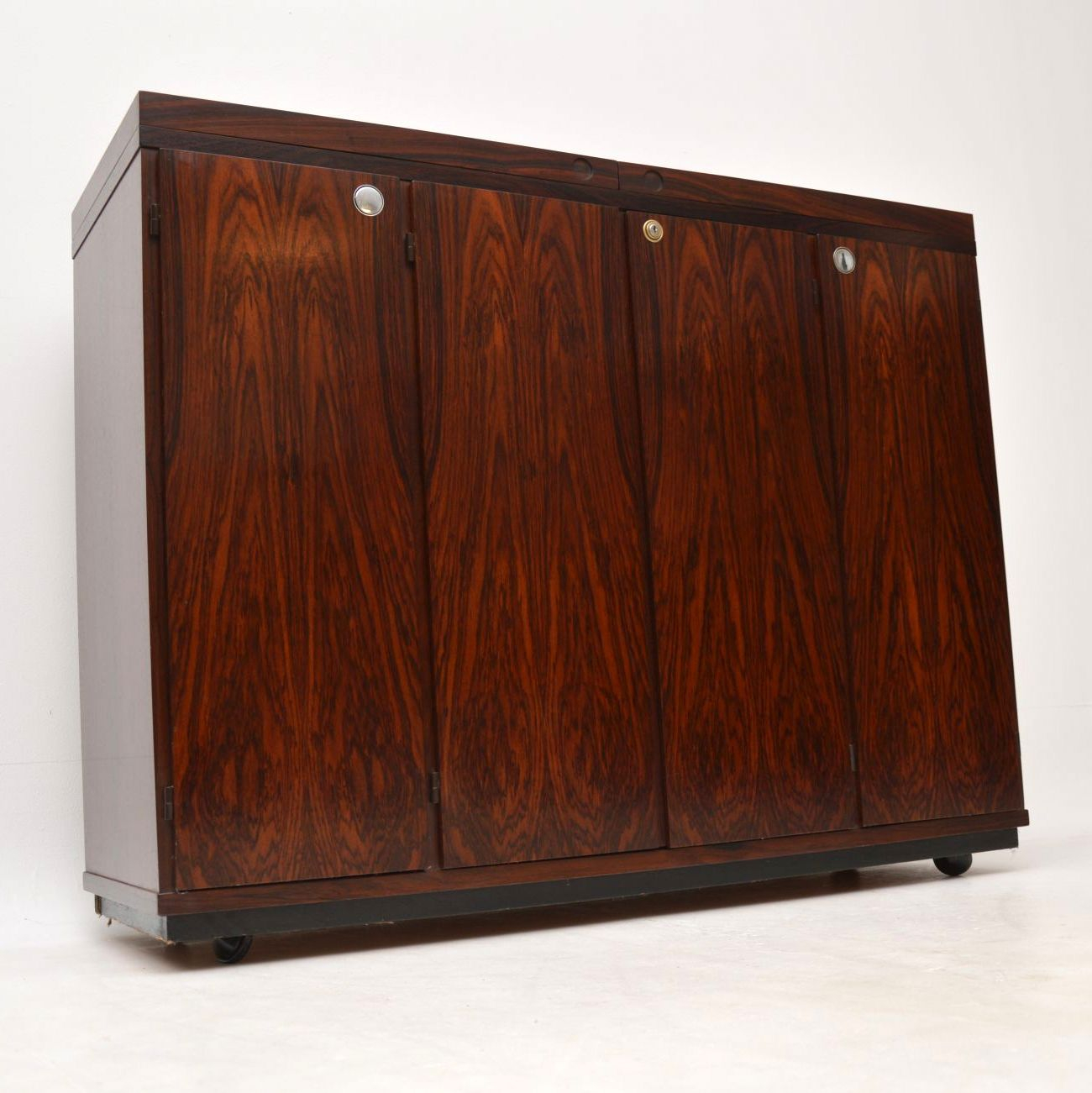 Details About Danish Rosewood Retro Bar Cabinet Dyrlund Vintage 1960s for proportions 1300 X 1301