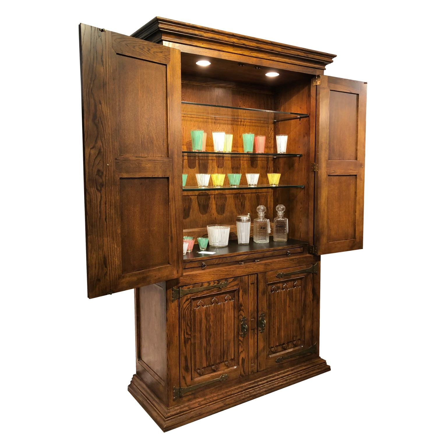 Massive Pecan Henredon Traditional Bar Cabinet Hutch With Lighted Interior within size 1500 X 1500