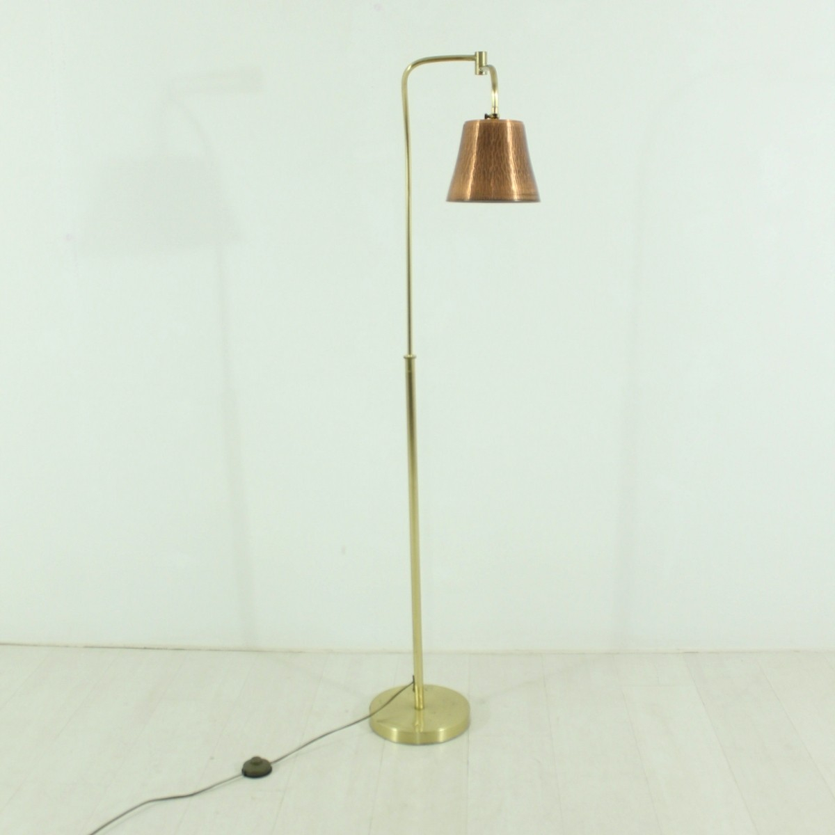 70s Standing Lamp for proportions 1200 X 1200