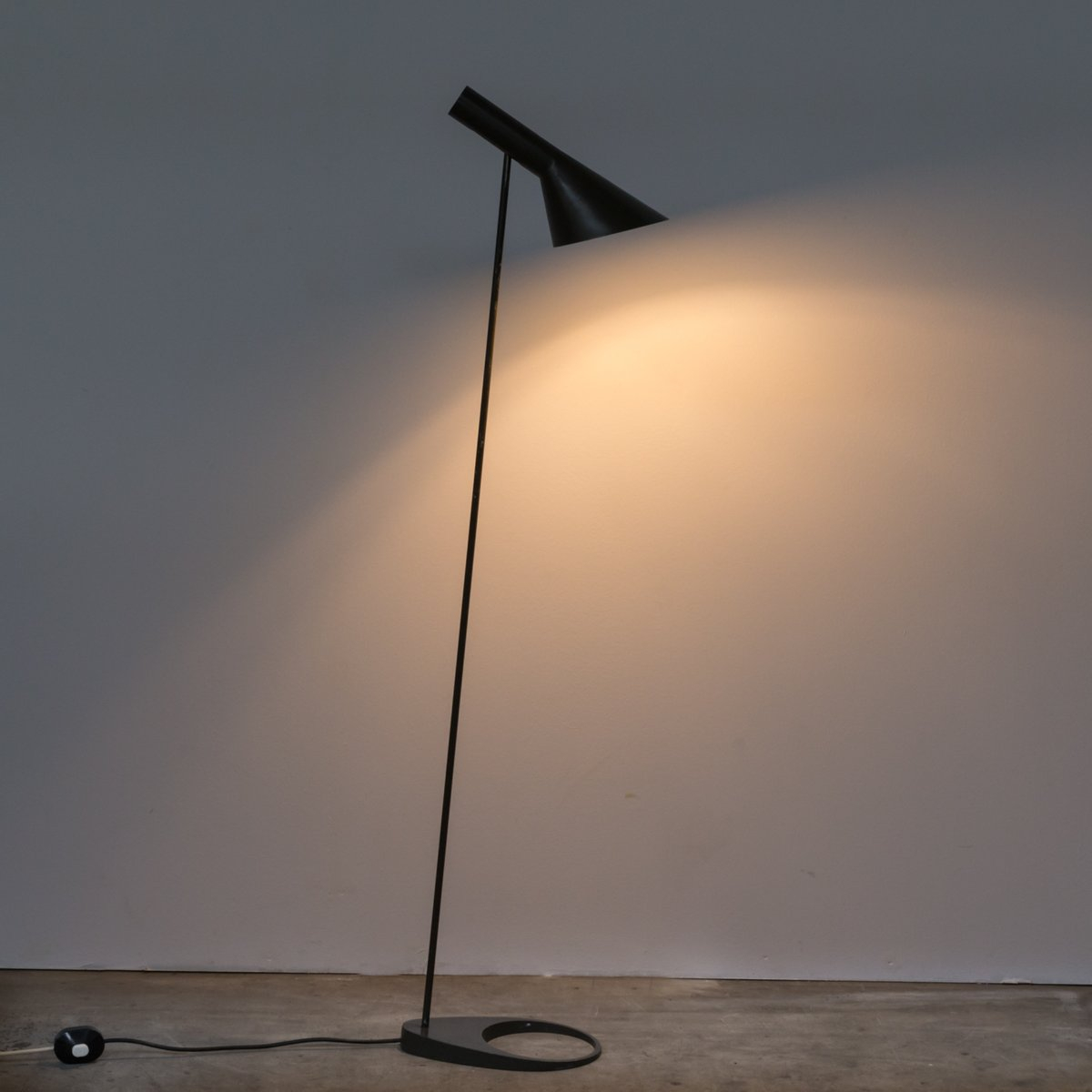 Aj Stehlampe Von Arne Jacobsen Fr Louis Poulsen 1960er intended for dimensions 1200 X 1200