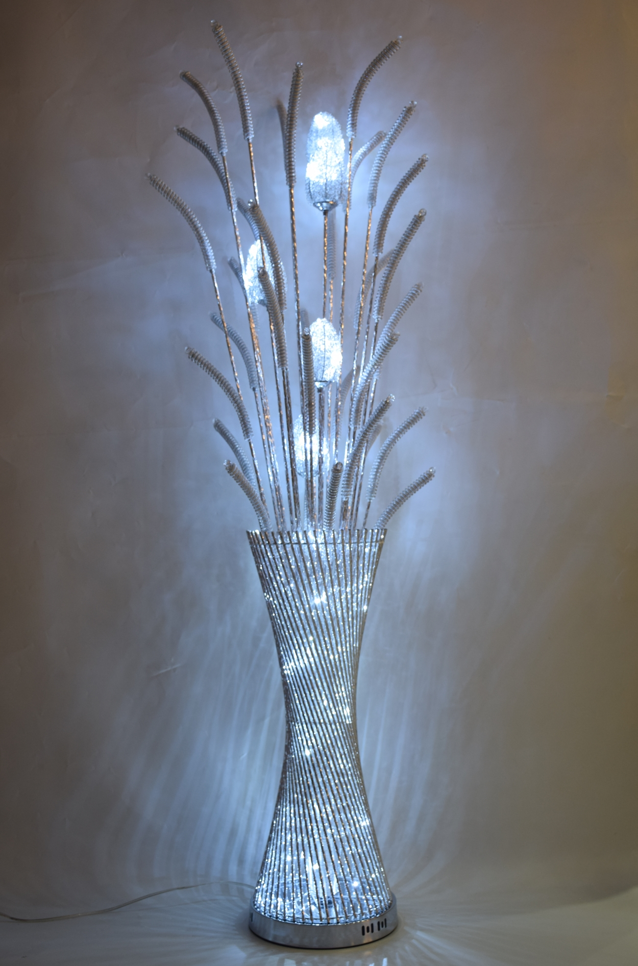 Aluminum Wire Flower Vase Floor Lamp Wufu Lighting Factory inside proportions 1250 X 1893