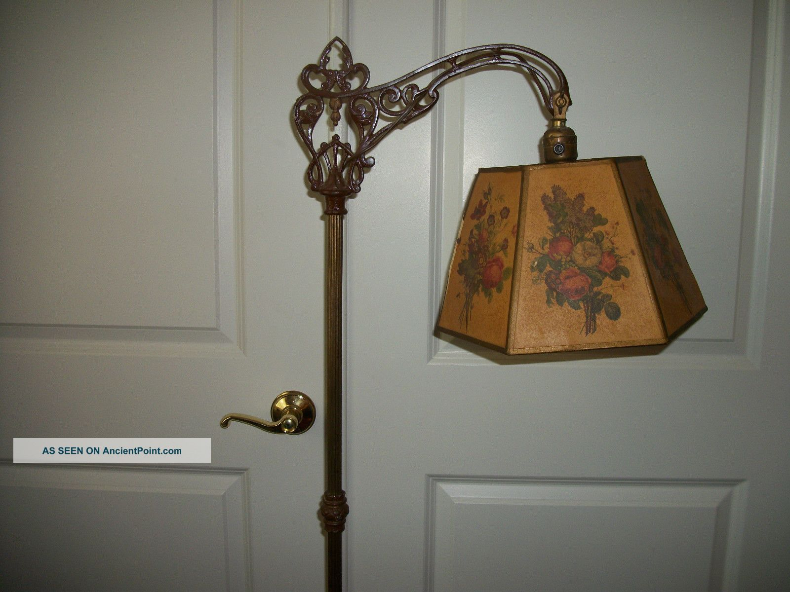 Art Deco Cast Iron Antique Floor Lamp Antique Floor Lamps inside measurements 1600 X 1200