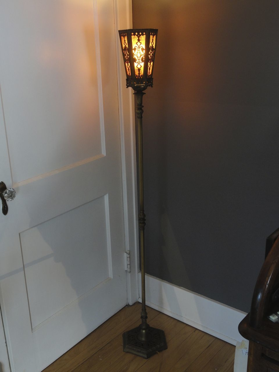 Classy Gothic Torchere Fireplace Floor Lamp W Mica Shade regarding proportions 960 X 1280