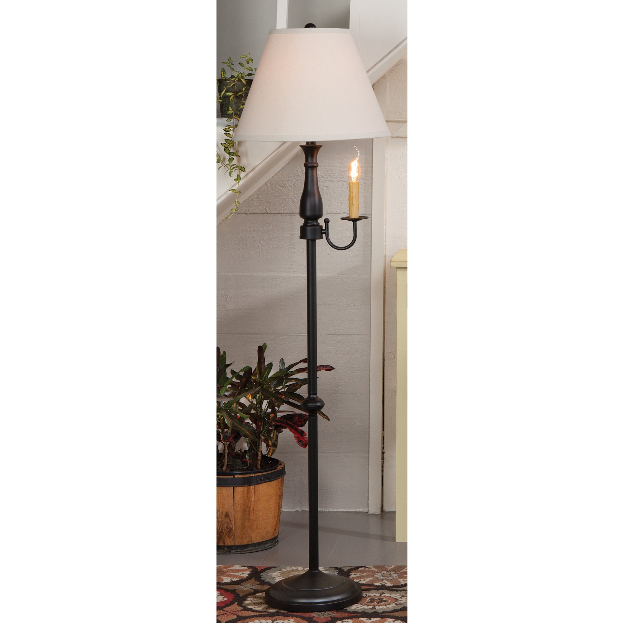 Country Floor Lamps With Taper Candle Sturbridge Yankee for proportions 2000 X 2000