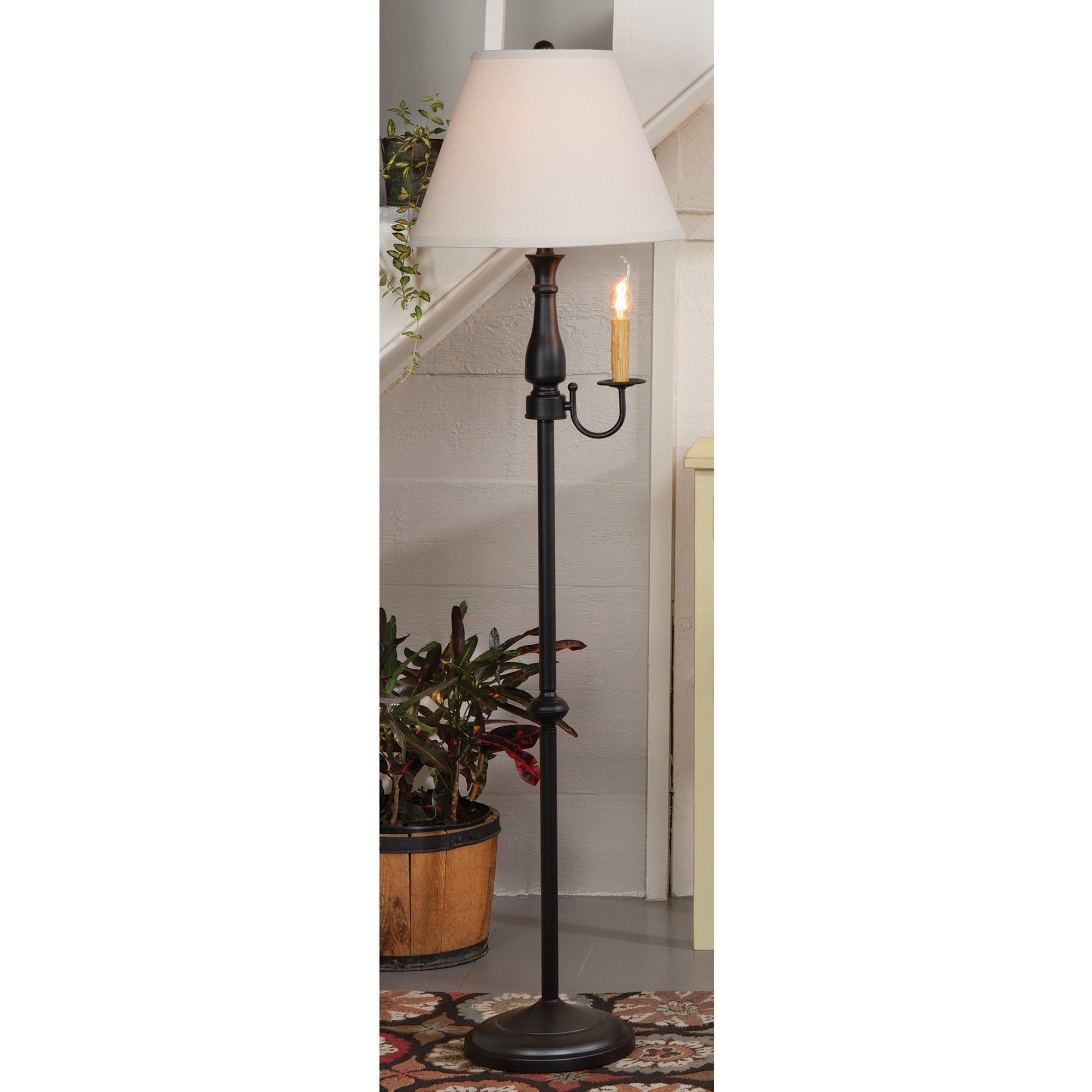 Country Floor Lamps With Taper Candle Sturbridge Yankee within proportions 2000 X 2000