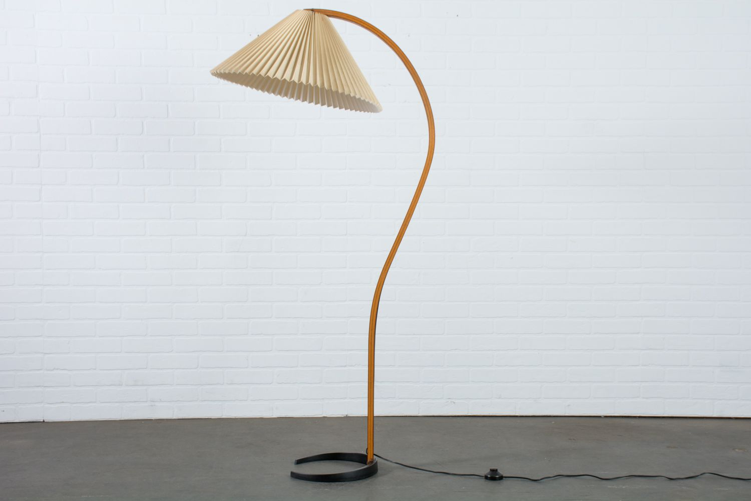 Danish Modern Bentwood Caprani Floor Lamp In 2019 Modern intended for measurements 1500 X 1000
