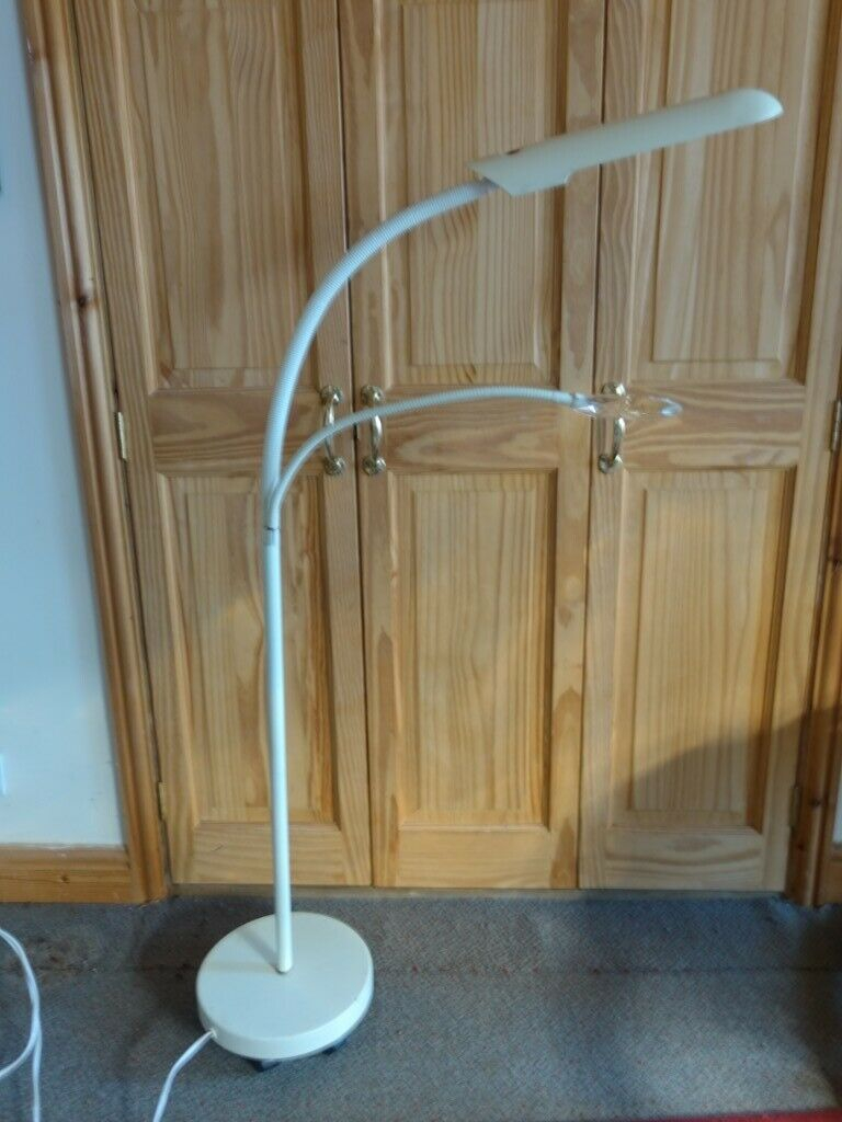 Daylight Swan Floor Lamp On Wheels With Magnifier For Hobbies Craft Reading In Truro Cornwall Gumtree for size 768 X 1024