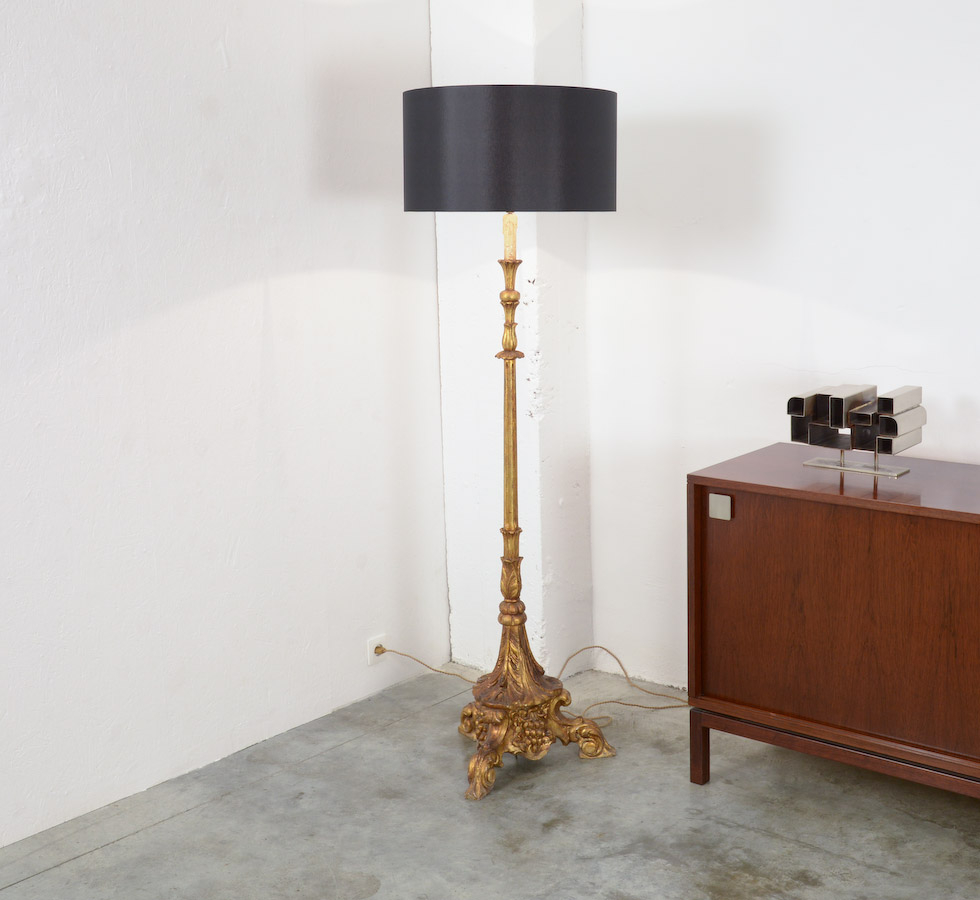 Decorative Gold Plated Wooden Floor Lamp Vintage Design Point with regard to measurements 980 X 900
