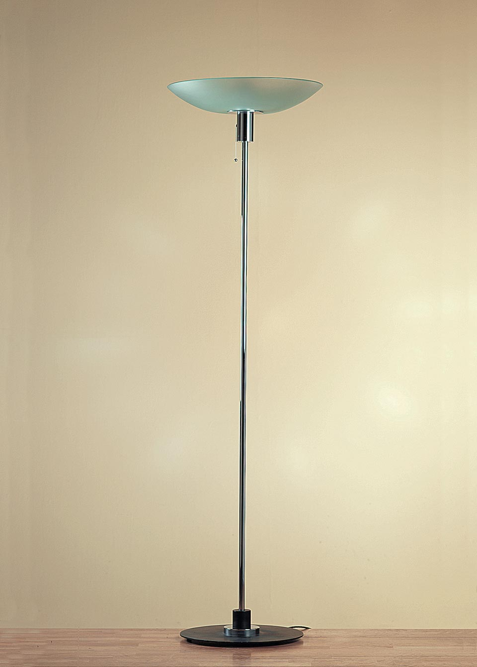 Floor Lamp In Black Lacquered Steel And Frosted Glass for measurements 960 X 1341