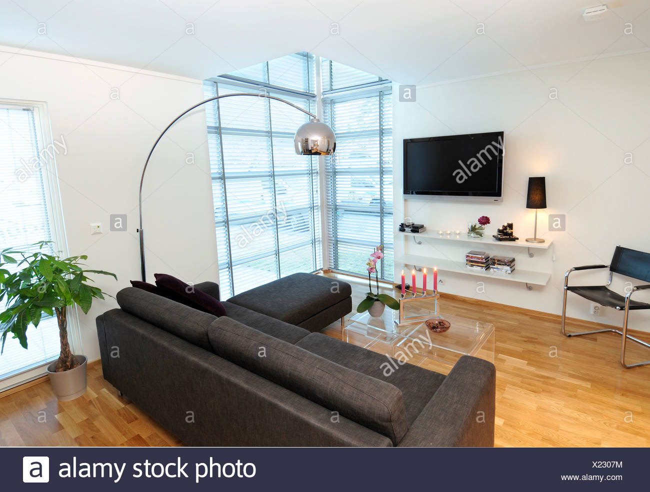 Floor Lamp Stockfotos Floor Lamp Bilder Alamy intended for sizing 1300 X 985