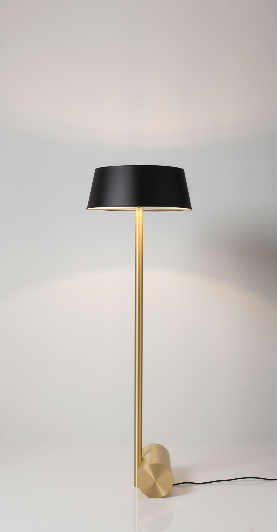 Floor Lamp With Dimmer Cylindrical Base Elegant Contemporary Design Black Percaline Lampshade in size 960 X 1844