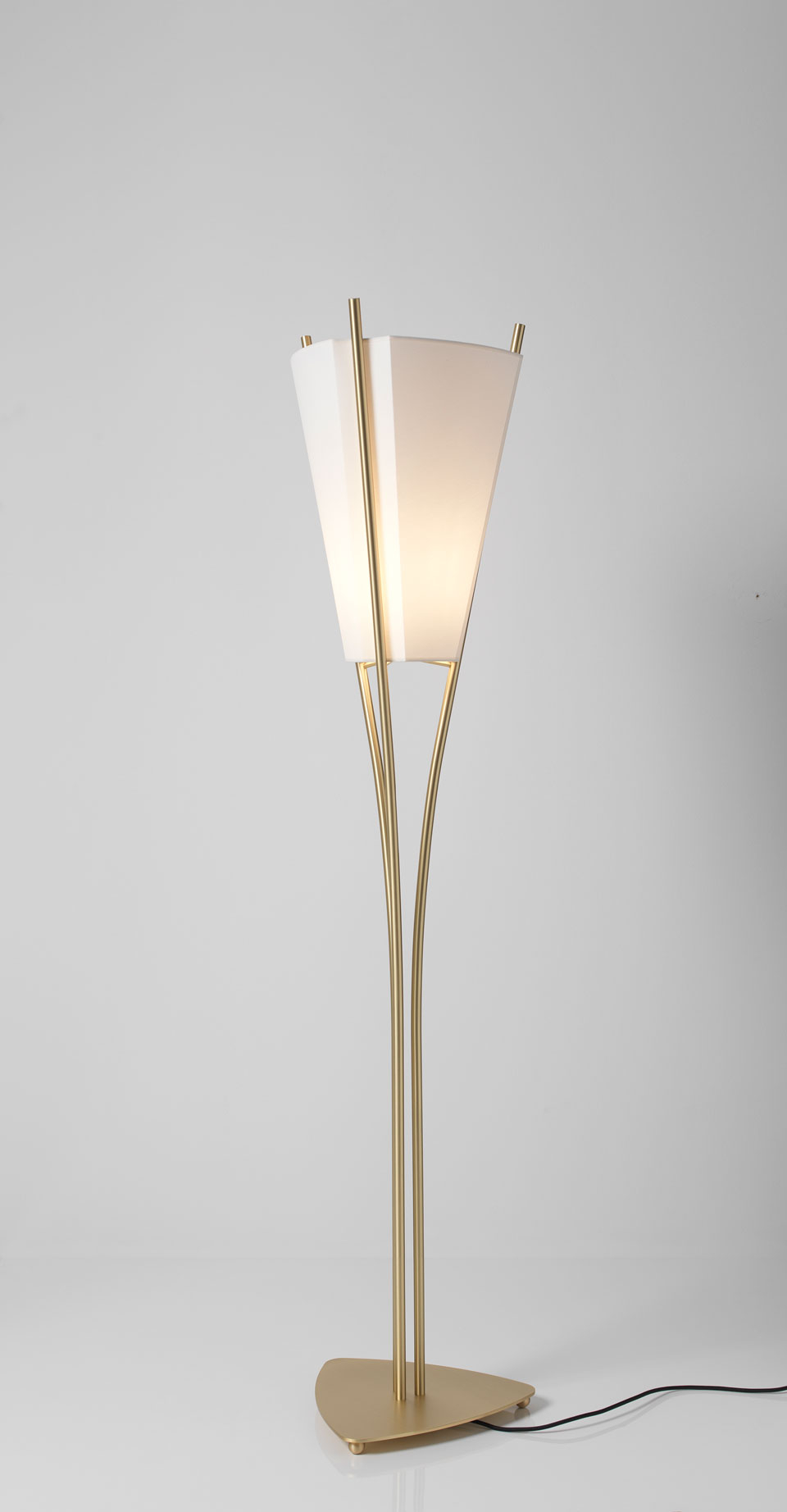 Floor Lamp With Dimmer White Conical Lampshade Drawing Emilie Cathelineau intended for measurements 960 X 1844