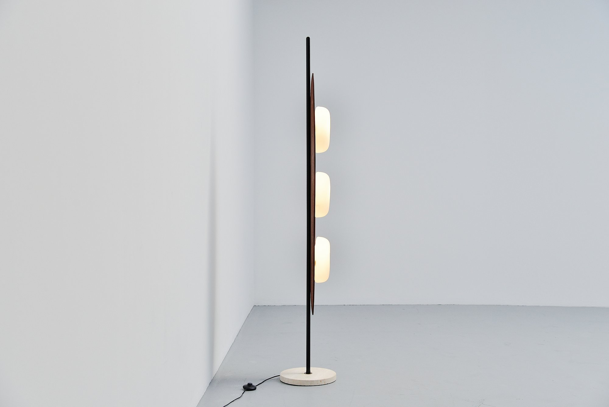 Geoffredo Reggiani Surfboard Floor Lamp Italy 1960 intended for proportions 2000 X 1335