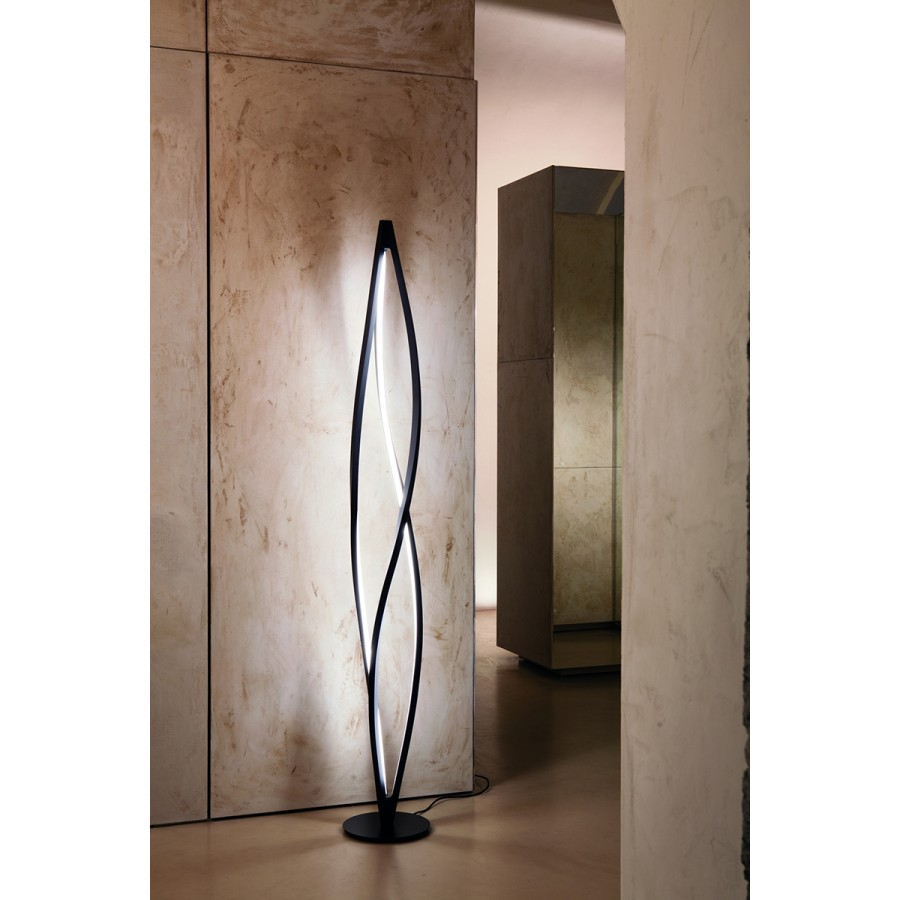 In The Wind Floor Lamp Nemo Design Arihiro Miyake regarding size 900 X 900