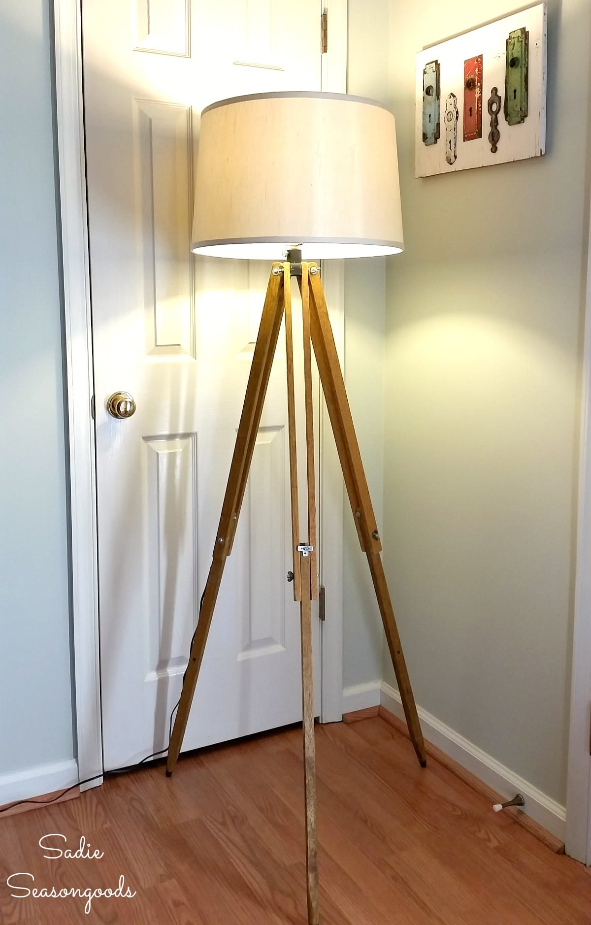 Industrial Floor Lamp Tripod Floor Lamp Upcycling A with measurements 1200 X 1878