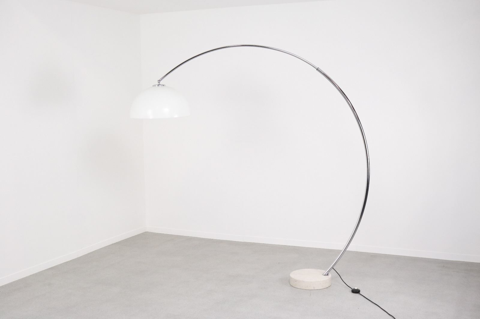 Italian Arc Floor Lamp 2menvisionnl with regard to proportions 1600 X 1066
