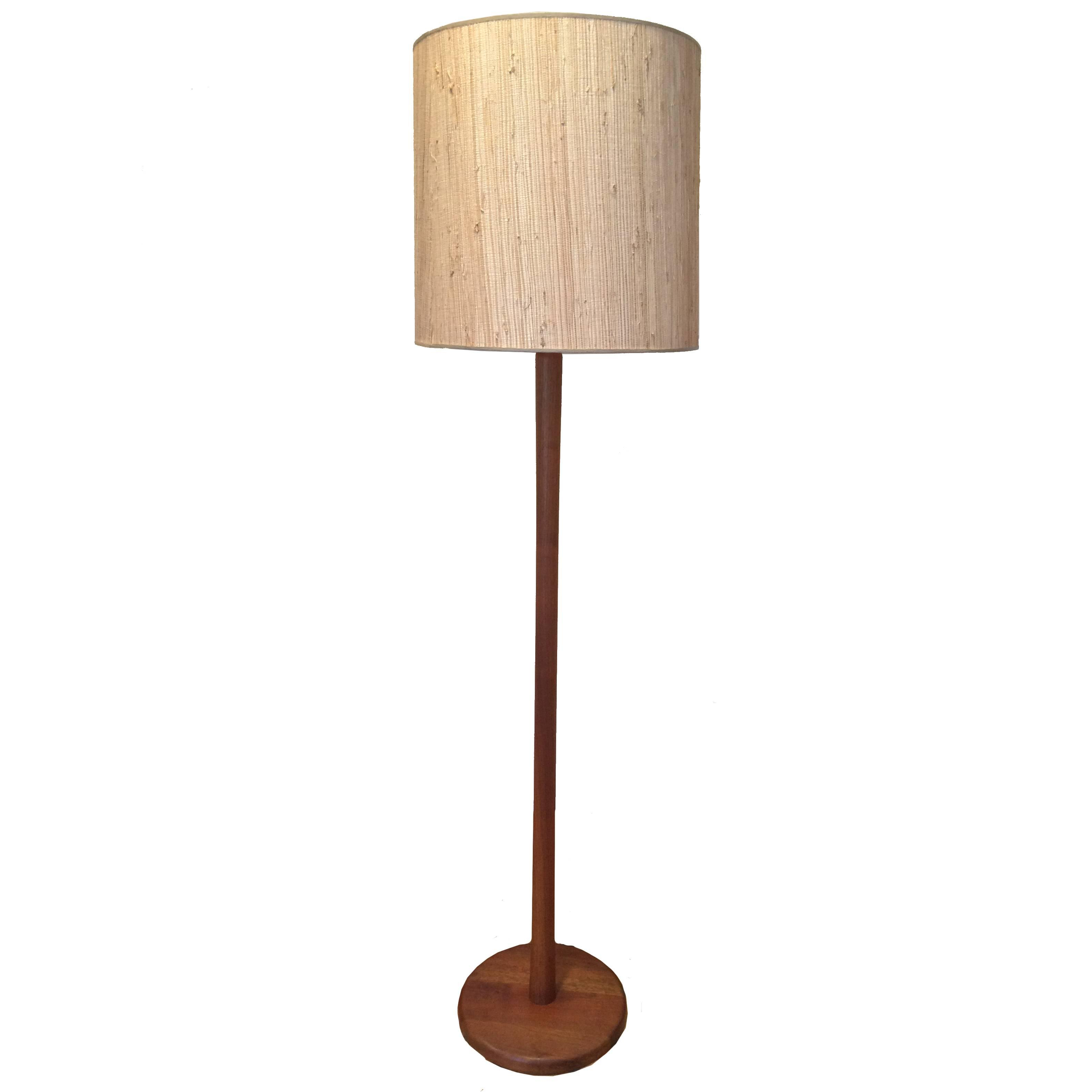 Mid Century Modern Walnut Floor Lamp Martz Bei 1stdibs intended for size 3167 X 3167