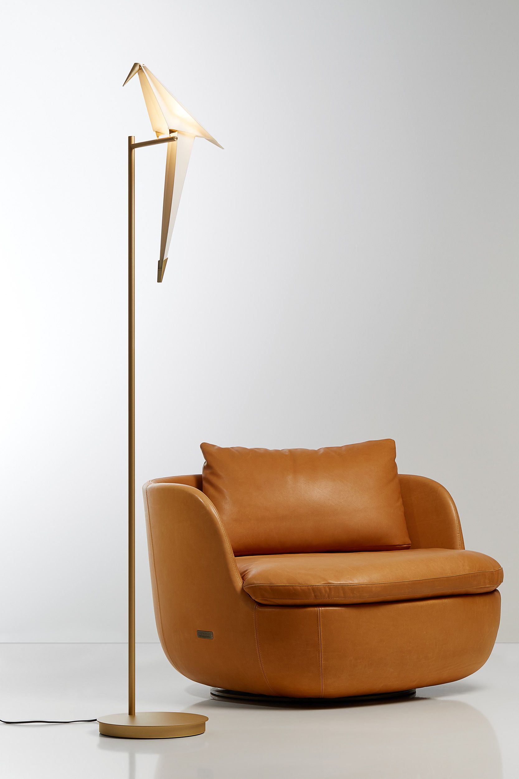 Perch Light Floor Lamp Umut Yamac For Moooi Look Up with measurements 1667 X 2500