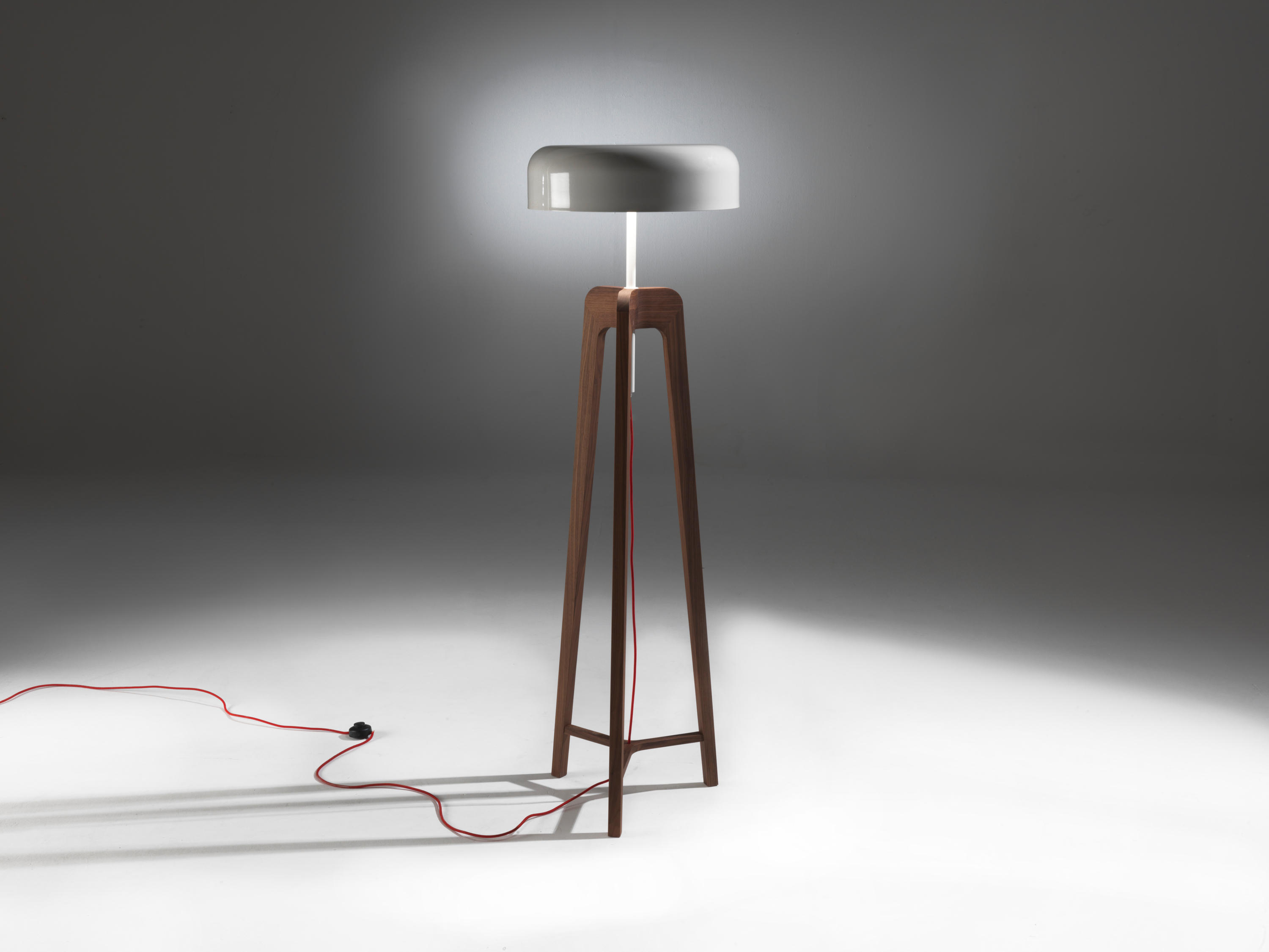 Pileo Alta Free Standing Lights From Porada Architonic intended for proportions 3000 X 2250