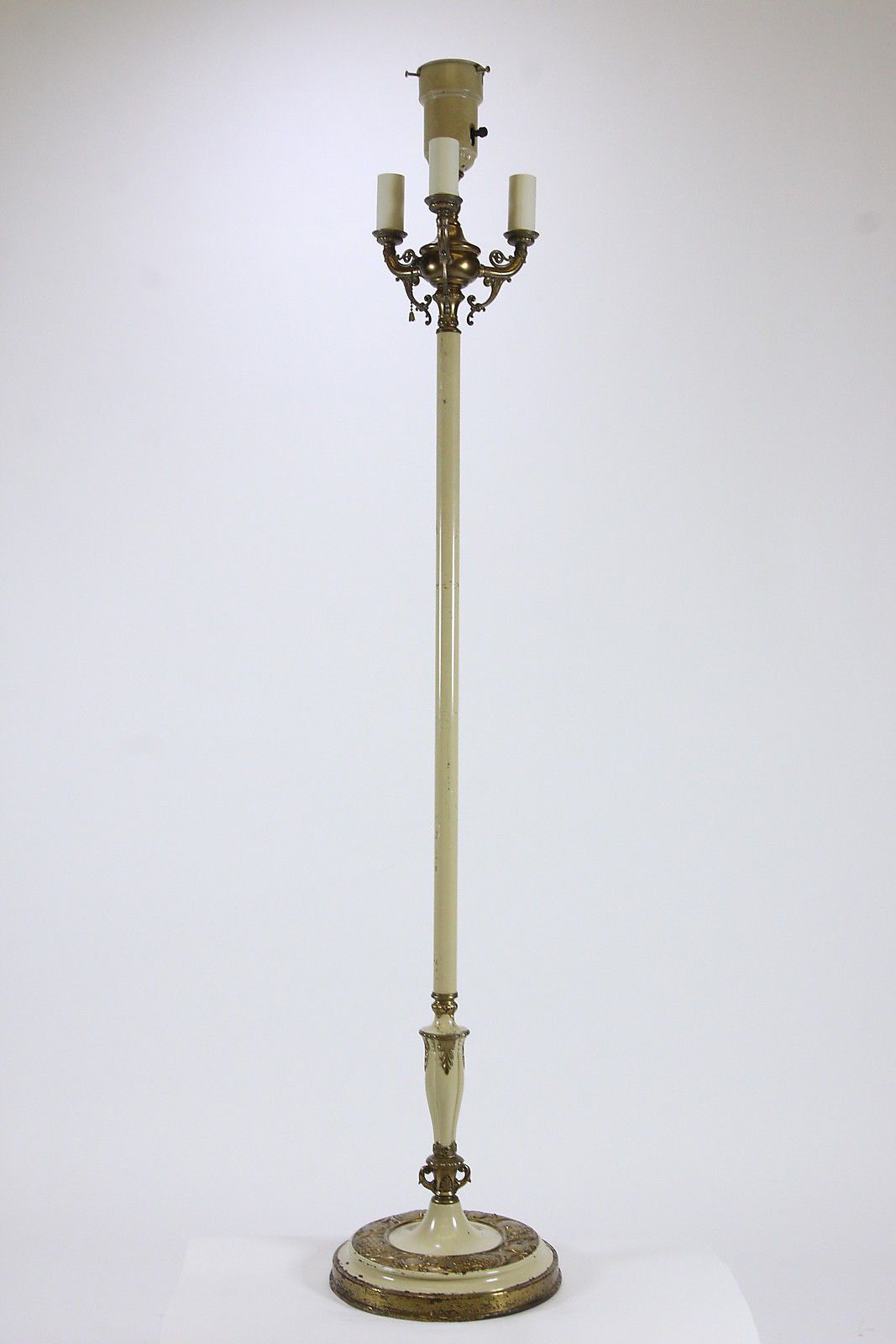 Rembrandt Art Nouveau Mogul Floor Lamp Brass Cream throughout proportions 1067 X 1600