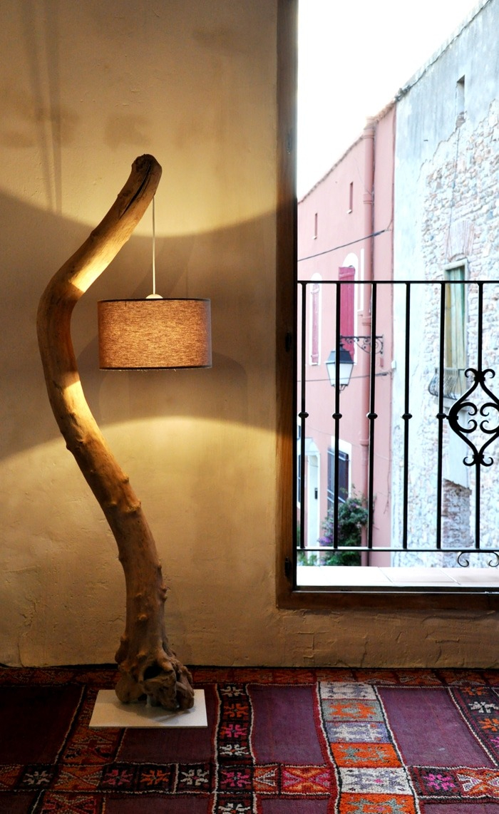 Simple Easy Driftwood Floor Lamp Tutorial Id Lights with regard to dimensions 700 X 1142