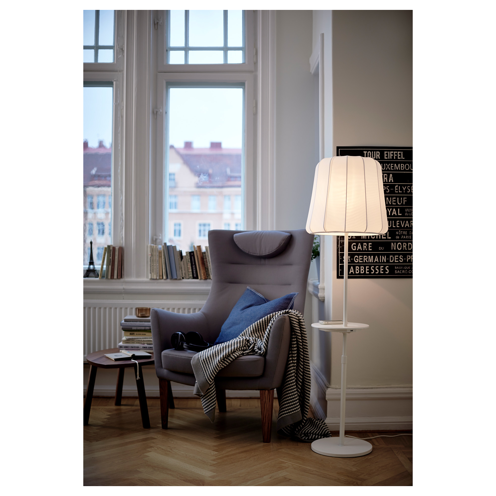 Varv Floor Lamp With Pad Wireless Charging intended for size 2000 X 2000