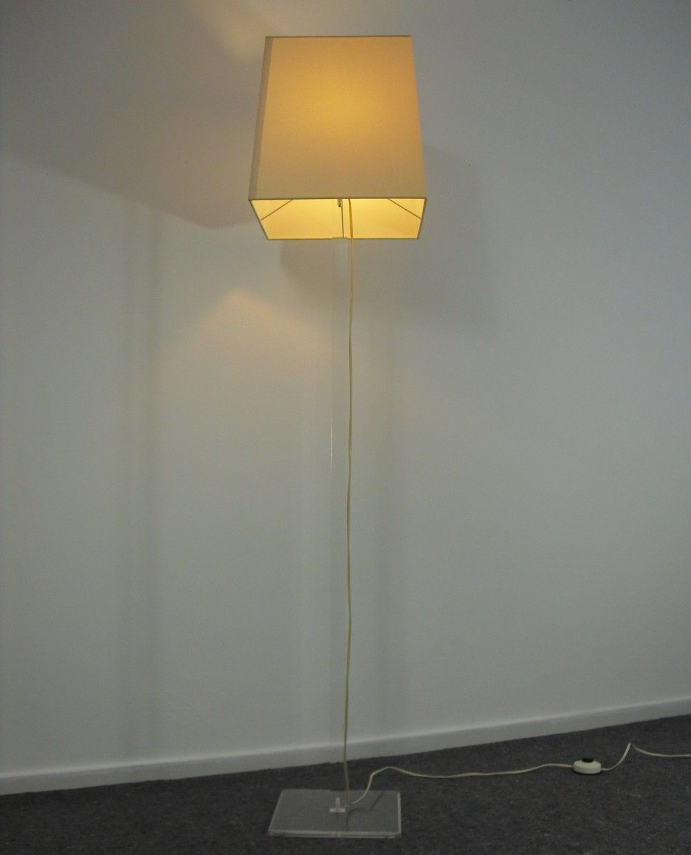 Vintage Floor Lamp 1980s Vintage Design Lighting Floor throughout proportions 1000 X 1238