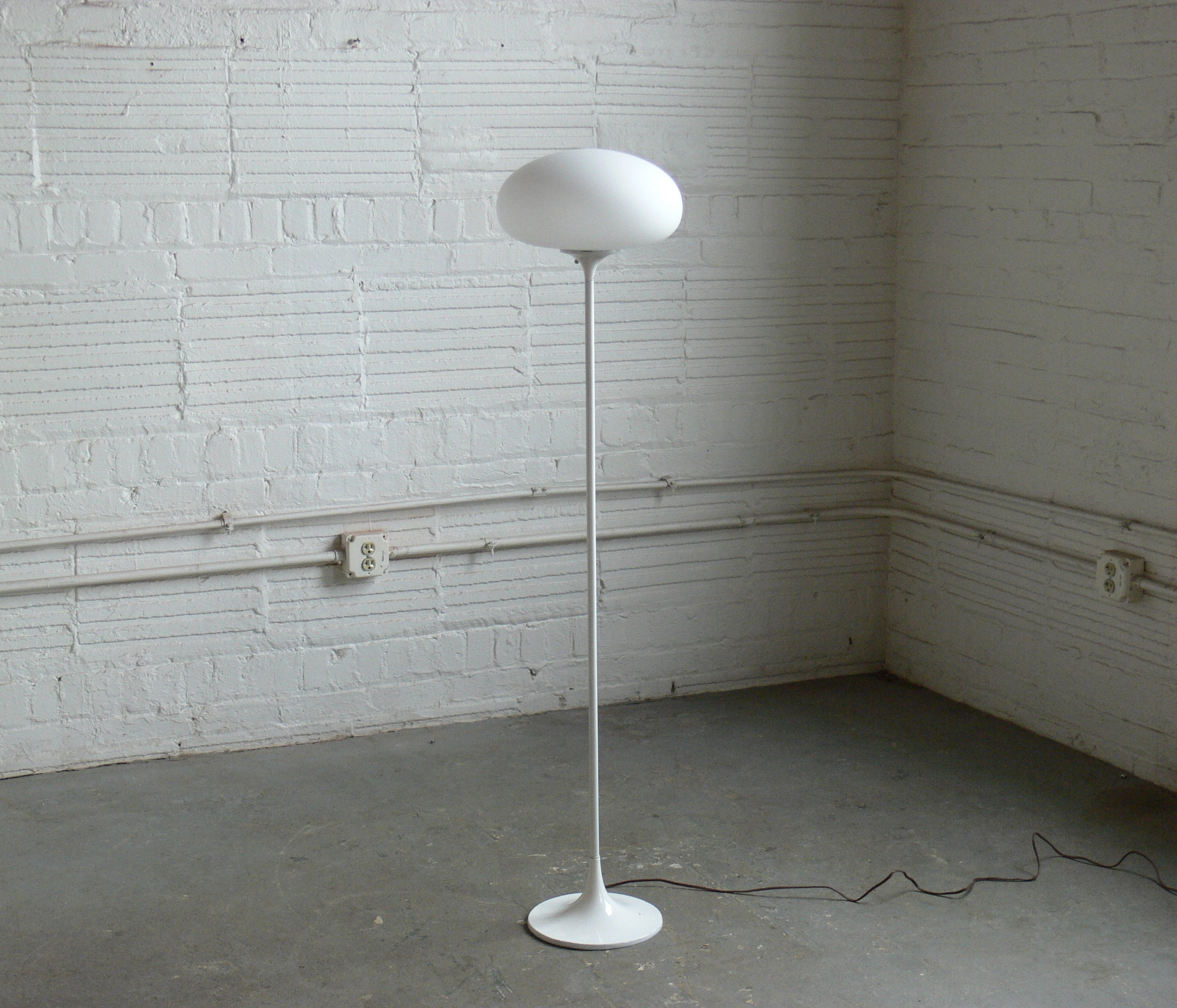 Vintage Laurel Mushroom Floor Lamp within proportions 2859 X 2448