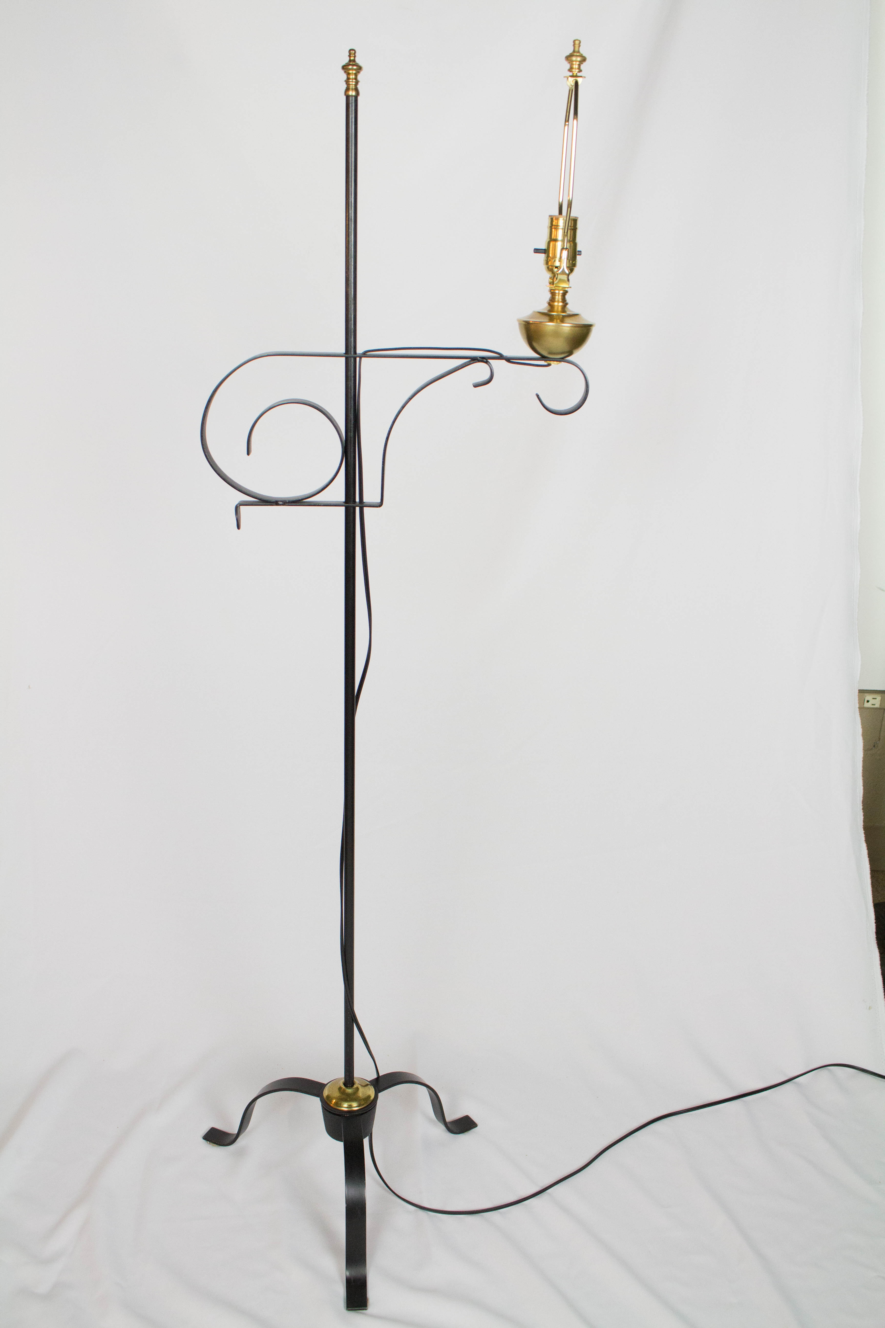 Wrought Iron Floor Lamp With Brass Elements pertaining to proportions 3456 X 5184