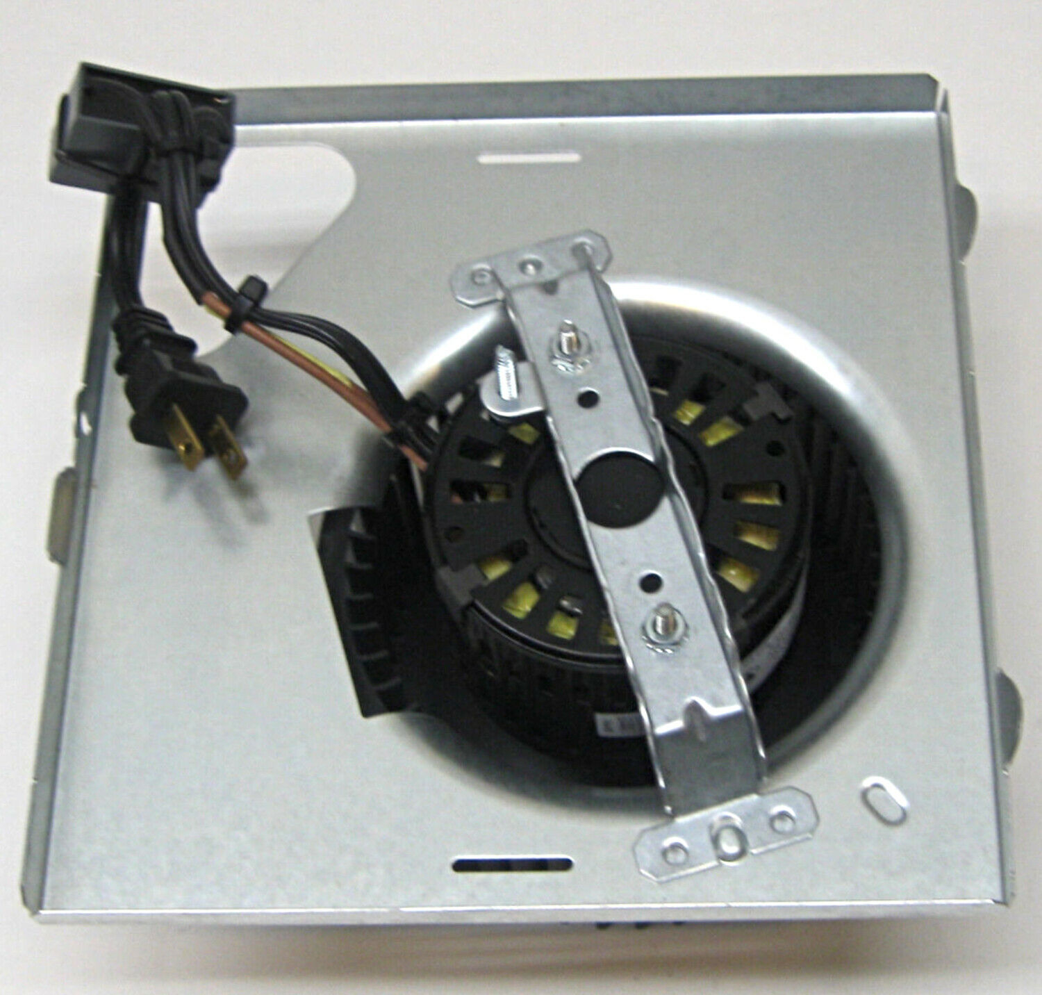 Bathroom Motor Blower Wheel Assembly 120v Exhaust Fan Broan Nutone S97015157 with sizing 1500 X 1432