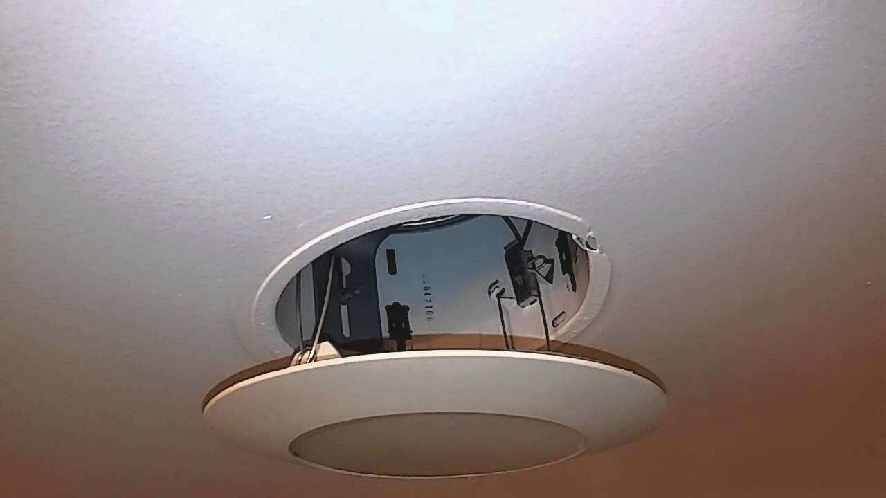 Beautiful Replacing A Light Bulb With Recessed Lighting Room for proportions 1280 X 720