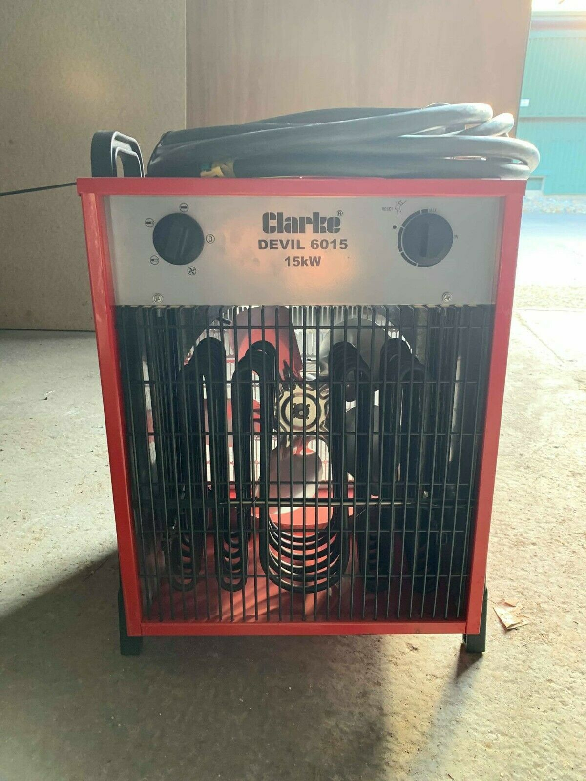 Clarke Devil 6015 15kw Electric Fan Heater 3phase W 2m Cable with dimensions 1200 X 1600