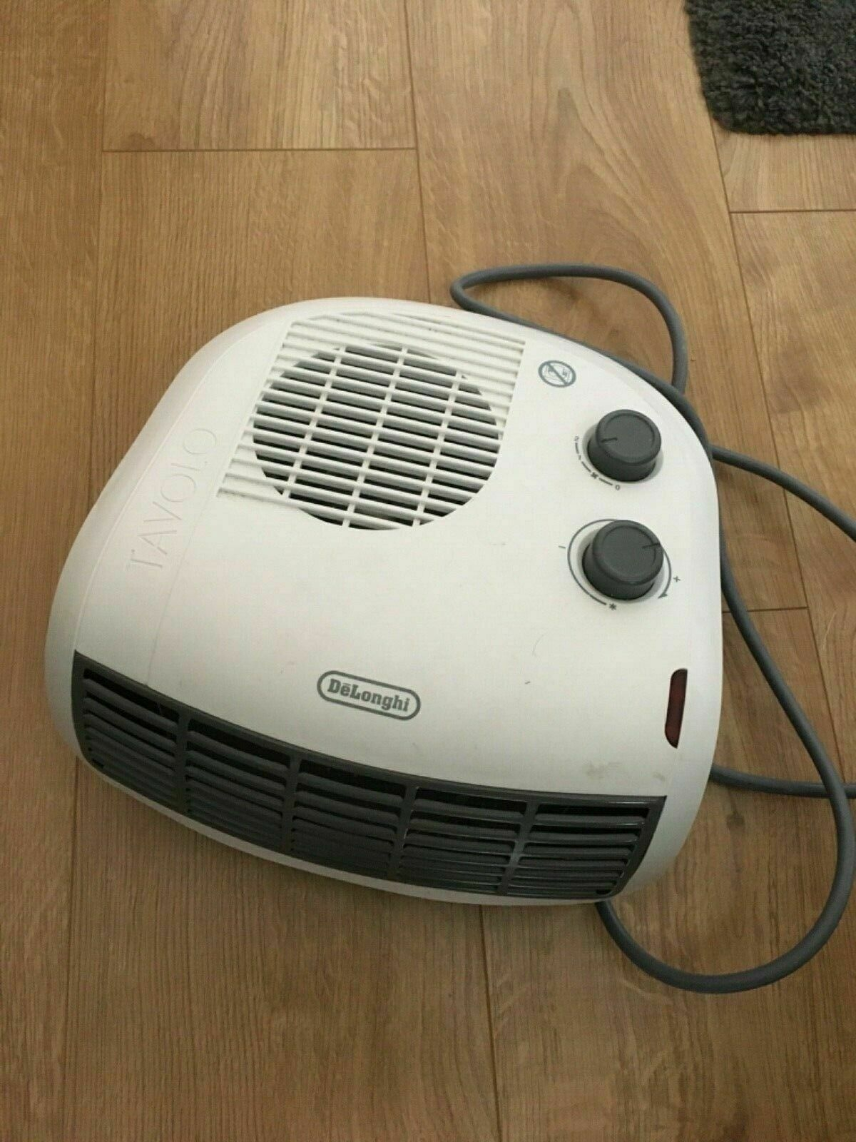 Delonghi Htf 3033 Electric Compact Heater in dimensions 1200 X 1600