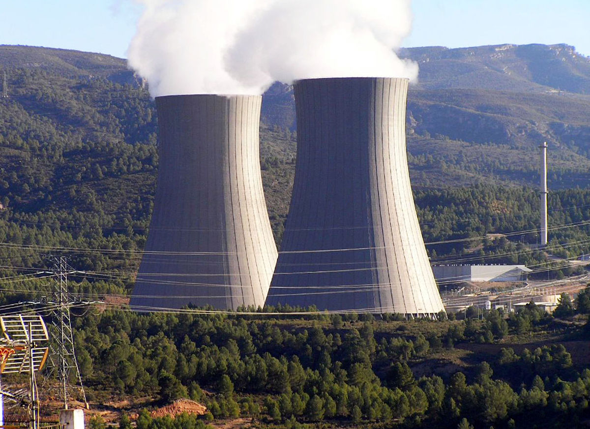 Fichiercofrentes Nuclear Power Plant Cooling Towers1 pertaining to size 1200 X 872