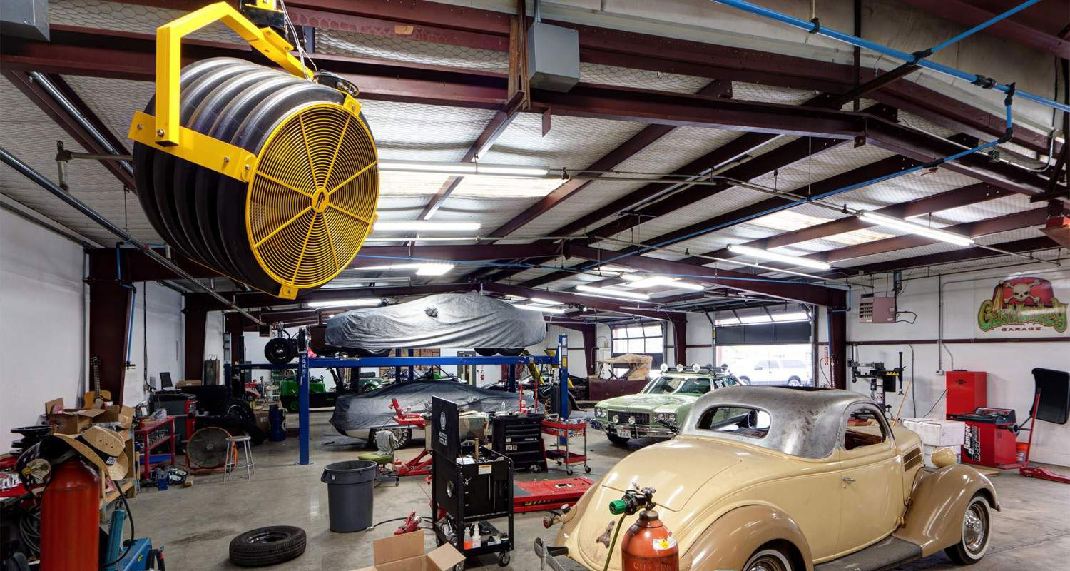 Gas Monkey Garage Uses Large Portable Fans Ceiling Fans pertaining to dimensions 1500 X 800