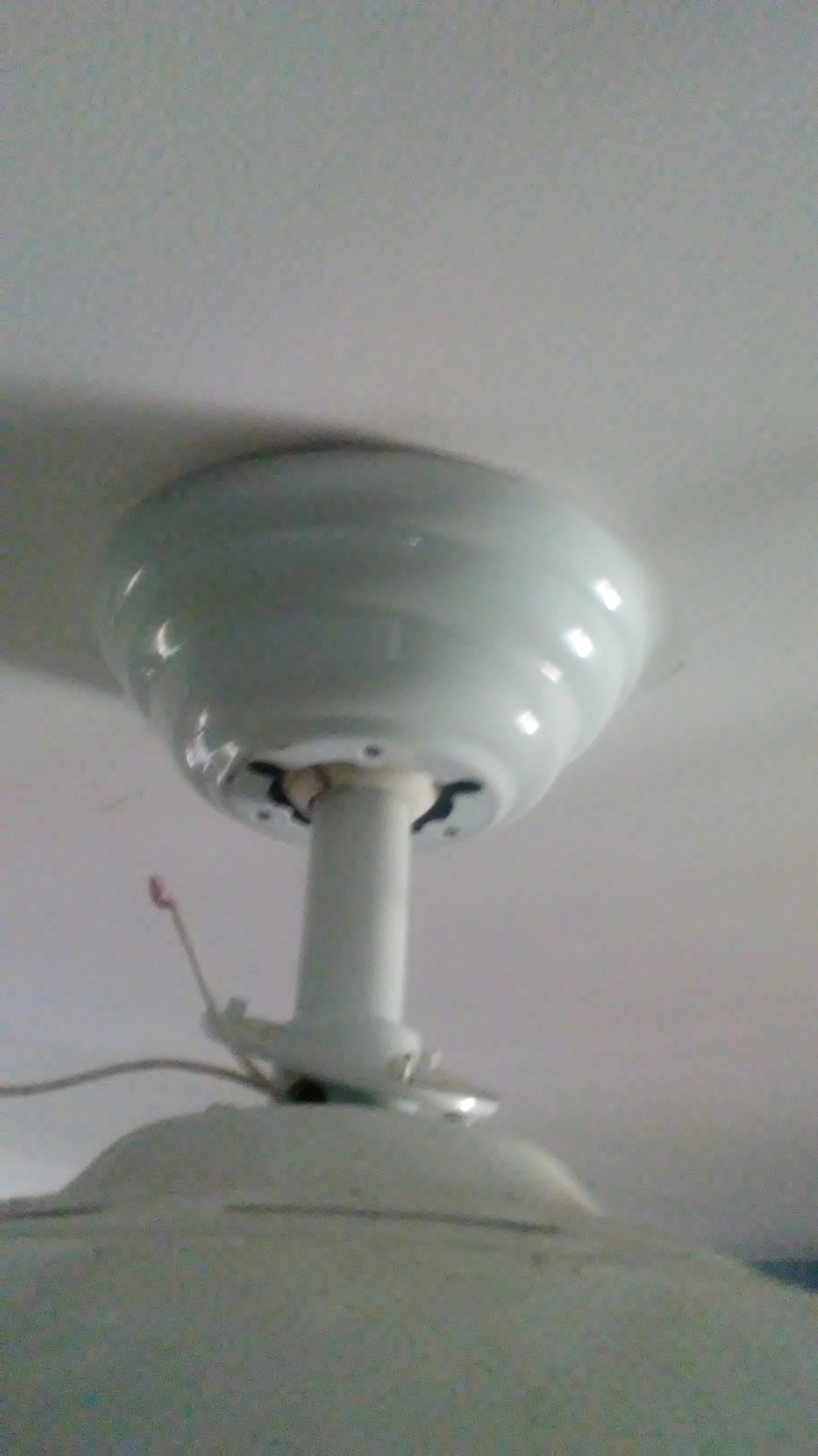 I Cannot Remove Canopy On My Older Hampton Bay Ceiling Fan for size 1377 X 2448