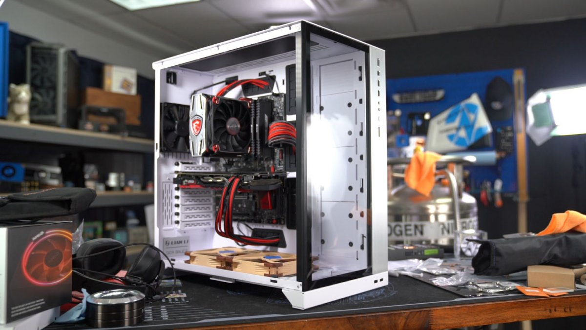 Lian Li O11 Dynamic Xl Case Review Benchmarks intended for sizing 1200 X 677