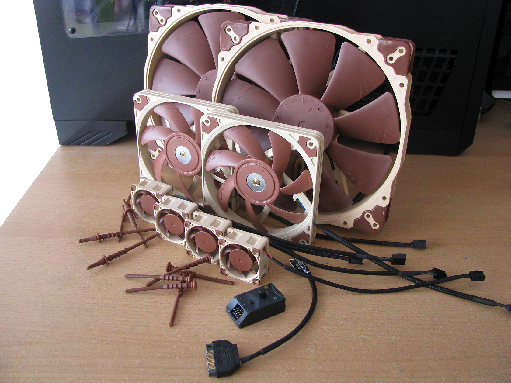 Noctua Nf A12x15 Flx And Nf A12x15 Pwm Test And Review in measurements 1680 X 1260