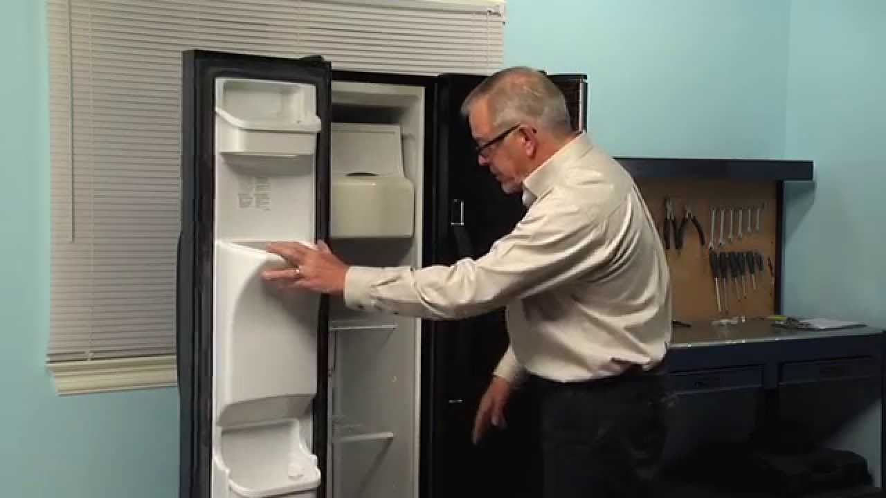 Refrigerator Repair Replacing The Evaporator Fan Blade Frigidaire Part 5308000010 for sizing 1280 X 720